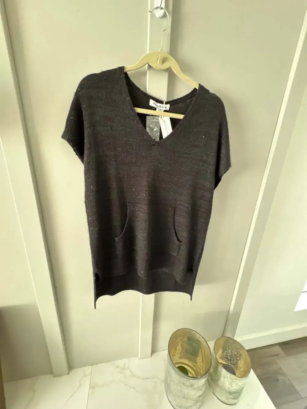 Tommy Bahama Black Solana Sequin Short Sleeve Sweater, Size Medium